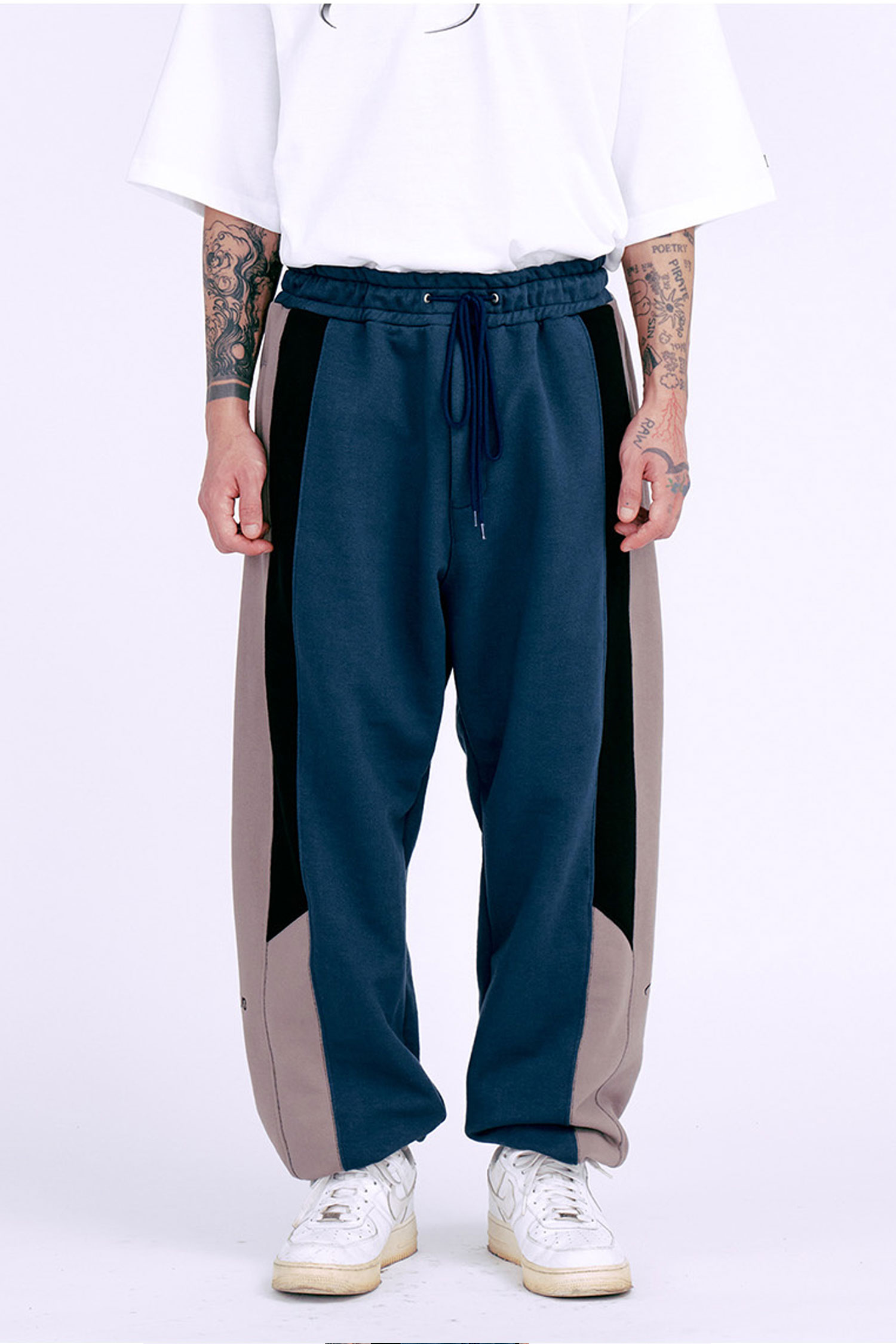 [아조바이아조] Tri Mixed Sweat Pants TEAL_AJOBYAJO