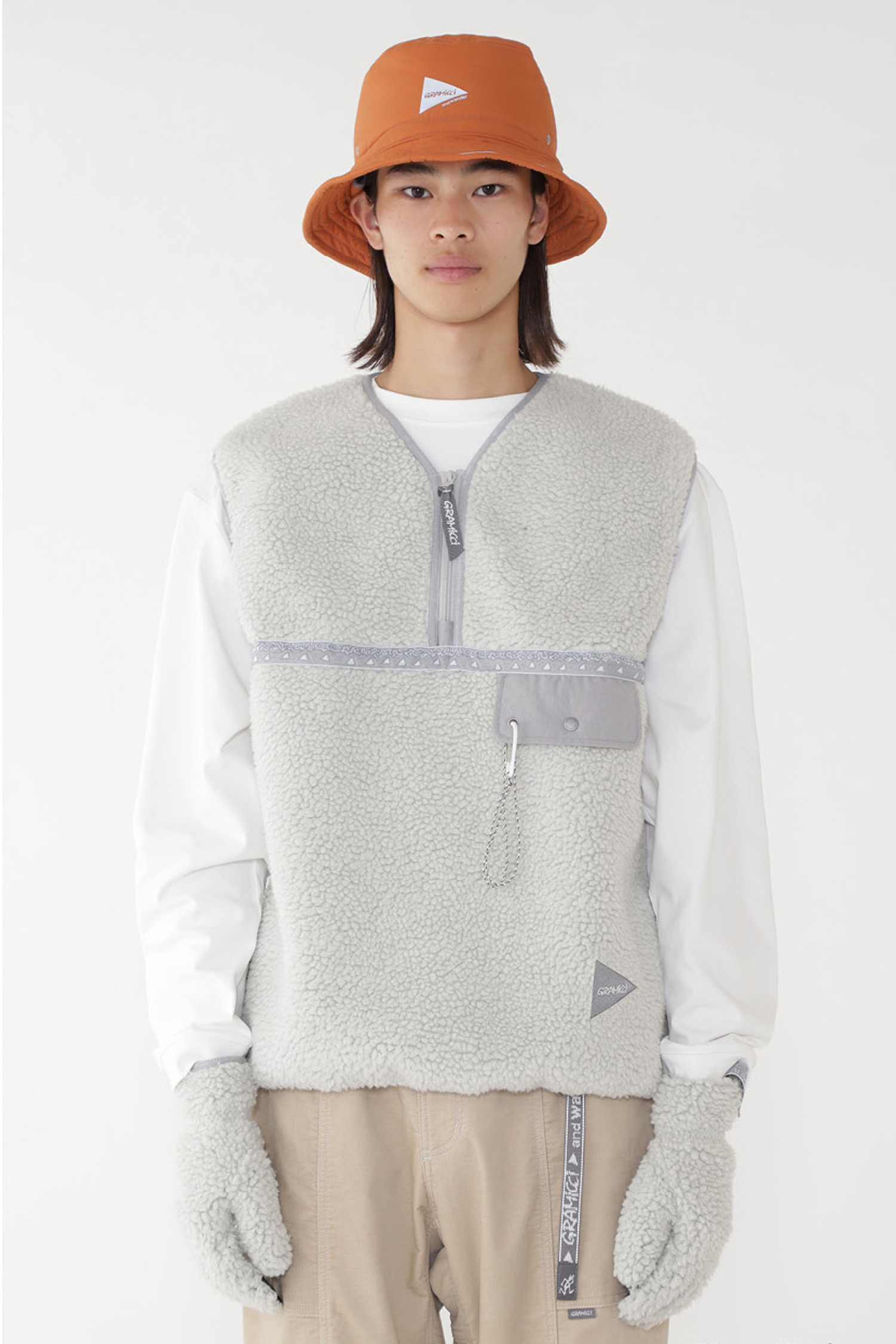 GRAMICCI - 베스트 - [그라미치X앤드원더] JQ TAPE FLEECE VEST JQ 테이프 플리스 베스트 - LIGHT GRAY