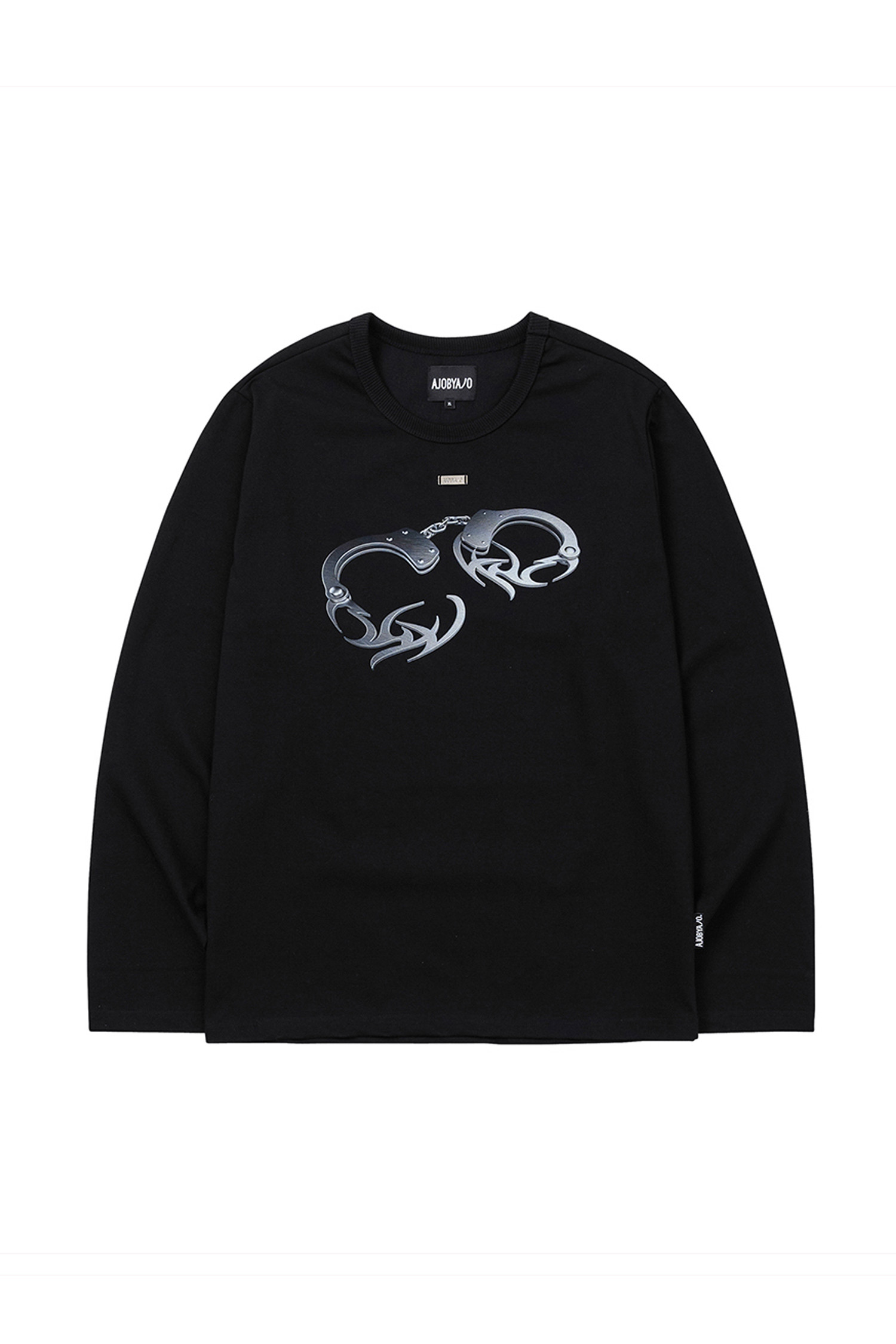 AJOBYAJO - 긴팔티셔츠 - [아조바이아조] Tribal AJO Handcuffs Long Sleeves T-Shirt 트라이벌 핸드커프스 긴팔 티셔츠 - BLACK