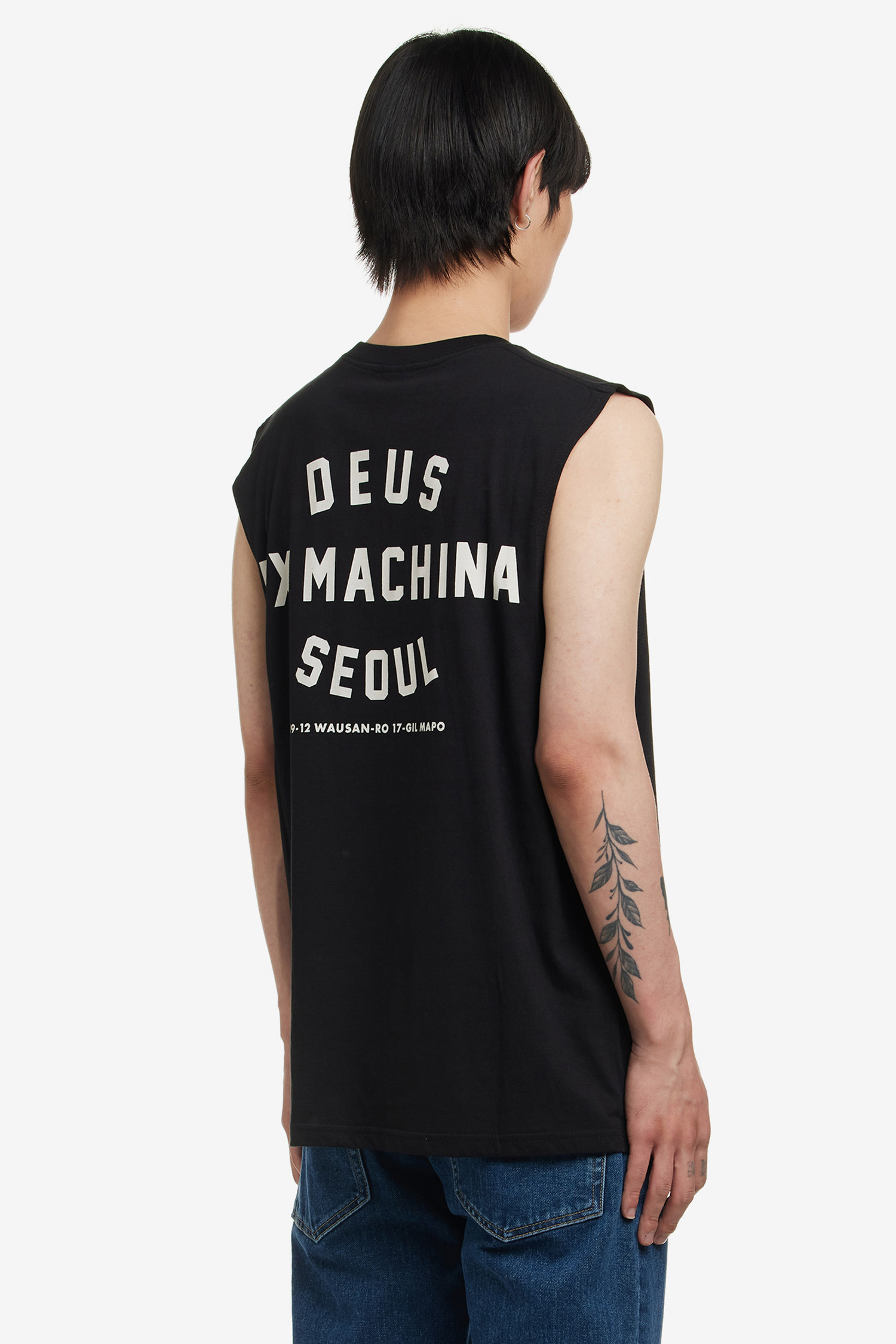 DEUS EX MACHINA - 반팔티셔츠 - [데우스서울] SEOUL COLLEGE SLEEVELESS 서울 컬리지 슬리브리스 - BLACK