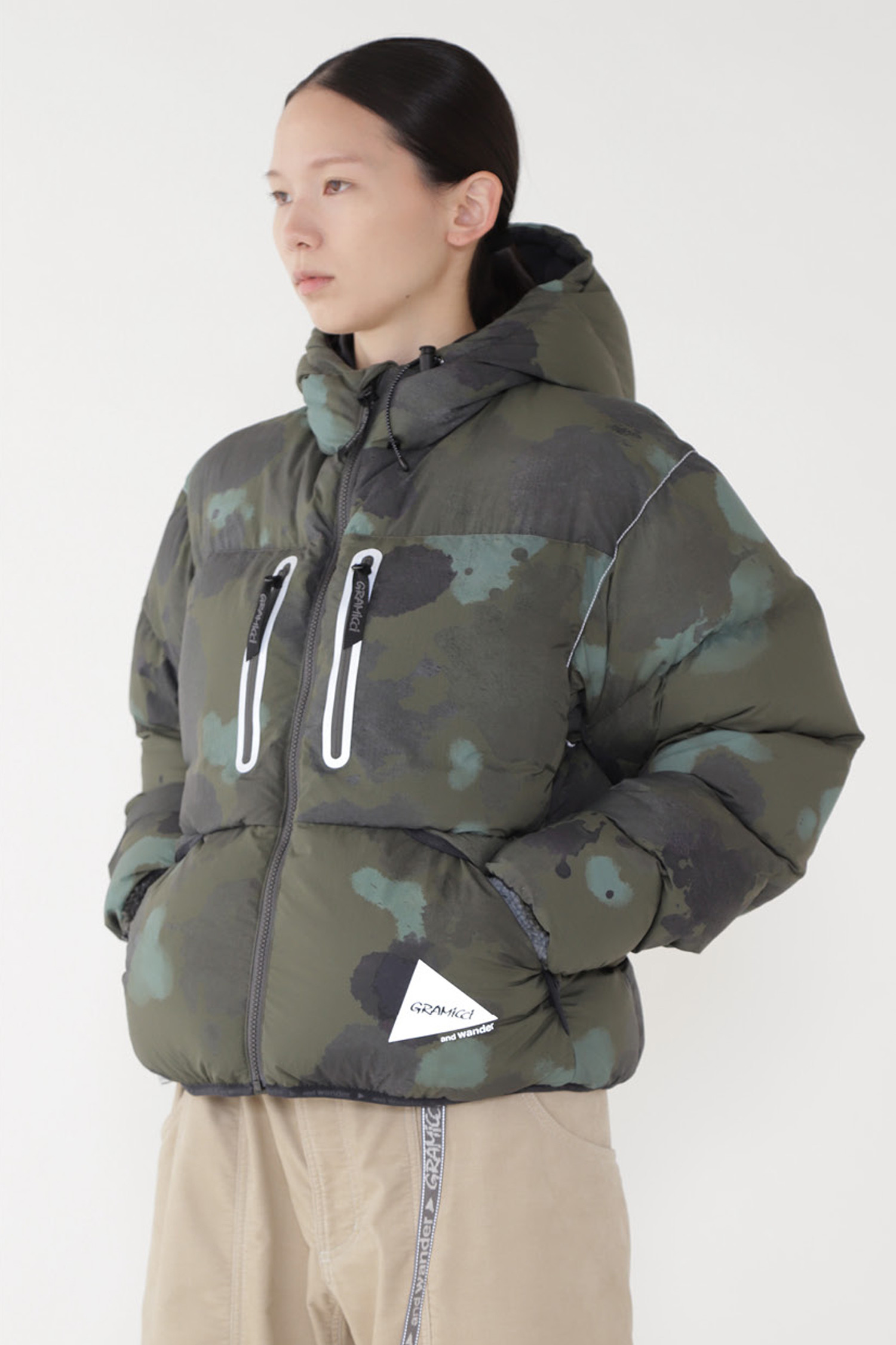 GRAMICCI - 점퍼 - [그라미치X앤드원더] 여성 DOWN JACKET 다운 자켓 - CAMO