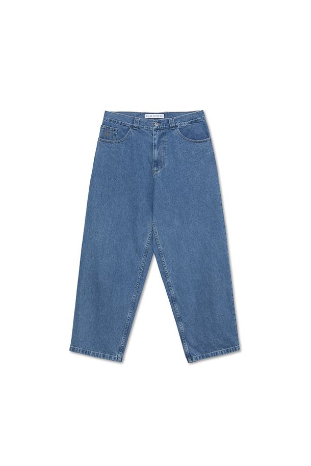 [폴라스케이트] 빅보이 팬츠 - 미드 블루는 캐주얼한 스타일의 남성용 데님 팬츠입니다. 봄, 가을에 착용하기 좋으며, 넉넉한 루즈핏과 와이드 핏으로 편안한 착용감을 제공합니다. 미드 블루 컬러의 무지 디자인으로 다양한 상의와 매치하기 용이합니다. 동네 마실룩, 미니멀, 시티보이 스타일 연출에 적합한 아이템입니다. 빅보이 실루엣으로 트렌디함을 더했습니다.
