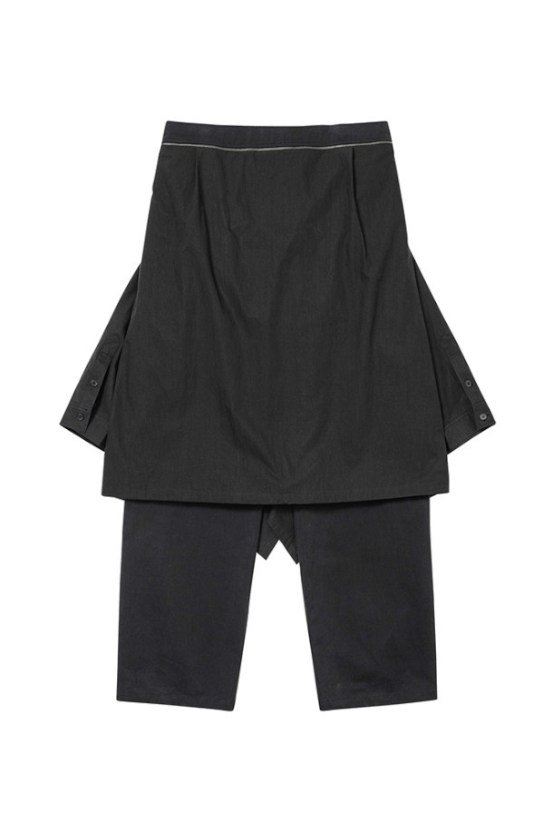 Shirt Layered Pants (셔츠 레이어드 팬츠) - BLACK는 남성용 바지로, 스트릿, 미니멀, 시크 스타일을 연출하기 좋습니다. 봄, 가을에 어울리는 긴 기장의 와이드 핏 팬츠로, 레이어드 디테일이 특징입니다. 블랙 컬러의 무지 디자인으로 다양한 상의와 매치하기 용이하며, 출근룩과 모임룩에 활용할 수 있습니다. 오버핏으로 편안하면서도 트렌디한 스타일을 완성해보세요.
