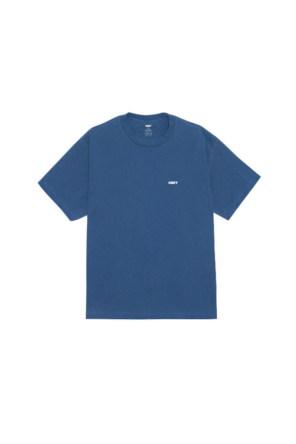 [오베이] OBEY BOLD STAR 오베이 볼드 스타 - PIGMENT DARK DENIM 티셔츠는 남녀 모두 착용 가능한 캐주얼, 스트릿 스타일의 반소매 티셔츠입니다. 다크 데님 컬러에 레귤러핏으로 제작되었으며, 봄, 여름, 가을 계절에 적합합니다. 라운드넥 디자인에 부드러운 촉감의 면 소재를 사용하여 편안한 착용감을 제공합니다. 전면에 오베이 볼드 스타 로고 및 스타 패턴 그래픽 프린트가 돋보이며, 레귤러 기장으로 다양한 스타일 연출이 용이합니다. 일상생활에서 개성 있는 스타일을 완성해보세요.
