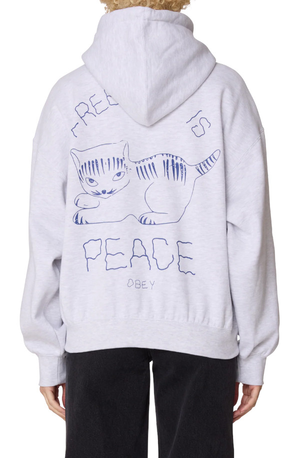 PEACE BAGGY RELAXED ZIP HOOD (피스 배기 릴렉스드 집 후드) - ASH GREY는 편안한 착용감을 선사하는 공용 후드집업입니다. 부드러운 면 소재에 두꺼운 두께감으로 봄, 가을, 겨울 모두 활용 가능하며 릴랙스드 핏과 배기핏으로 여유로운 실루엣을 연출합니다. 캐주얼, 스포티, 미니멀 스타일을 소화하며 일상복, 캠핑룩, 집콕룩 등 다양한 TPO에 적합합니다. 후드 디자인과 긴 소매, 무지 패턴에 로고 디테일이 더해져 심플하면서도 개성 있는 스타일을 완성합니다. 애쉬 그레이 컬러의 후드집업으로 어떤 스타일에도 쉽게 매치할 수 있습니다.

