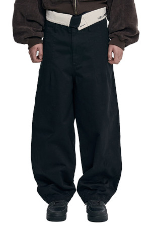 [아조바이아조] High Waist Oversized Pants 하이 웨이스트 오버사이즈드 팬츠  - BLACK