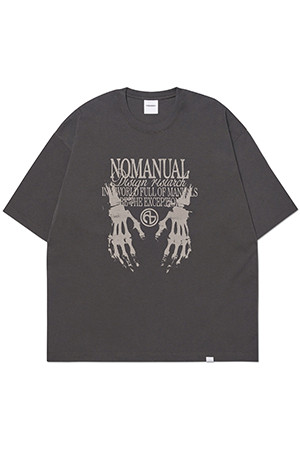 [노매뉴얼] SKELETON HANDS T-SHIRT 스켈레톤 핸즈 티셔츠 - CHARCOAL