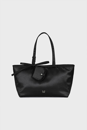 [MMW] SATIN SHOULDER BAG - BLACK 