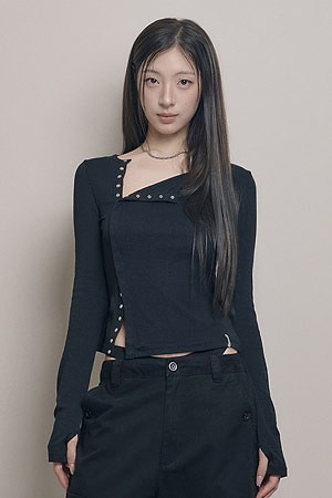 [OURRSHAPE] OPEN SNAP SLIM LONGSLEEVE 오픈 스냅 슬림 롱 슬리브 - BLACK