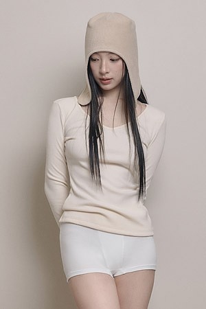 [OURRSHAPE] SLIM SHAPE V NECK LONGSLEEVE 슬림 쉐입 V넥 롱 슬리브 - IVORY