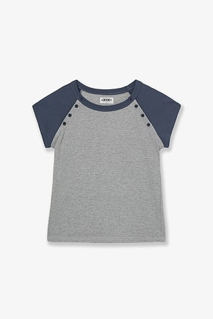 [AEAE] STRIPE BUTTON RAGLAN TEE 스트라이프 버튼 래글런 티 - GREY