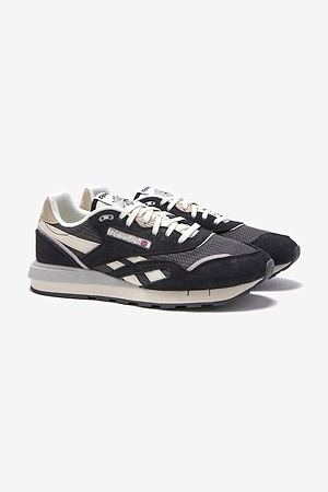 [리복] CLASSIC NYLON 89 클래식 나일론 89 - BLACK/ALMOSTBLACK/VINTAGECHALK