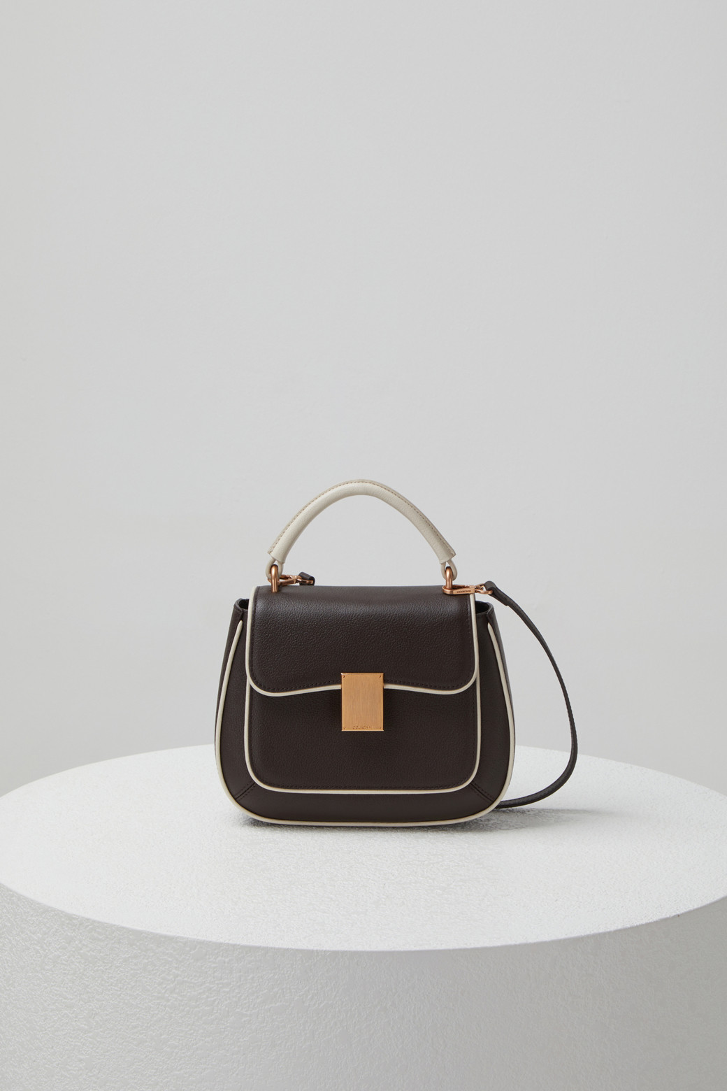 COURONNE 正規品/送料/関税込み Maccare トート23 COURONNE] 마카레(Maccare) 토트 23