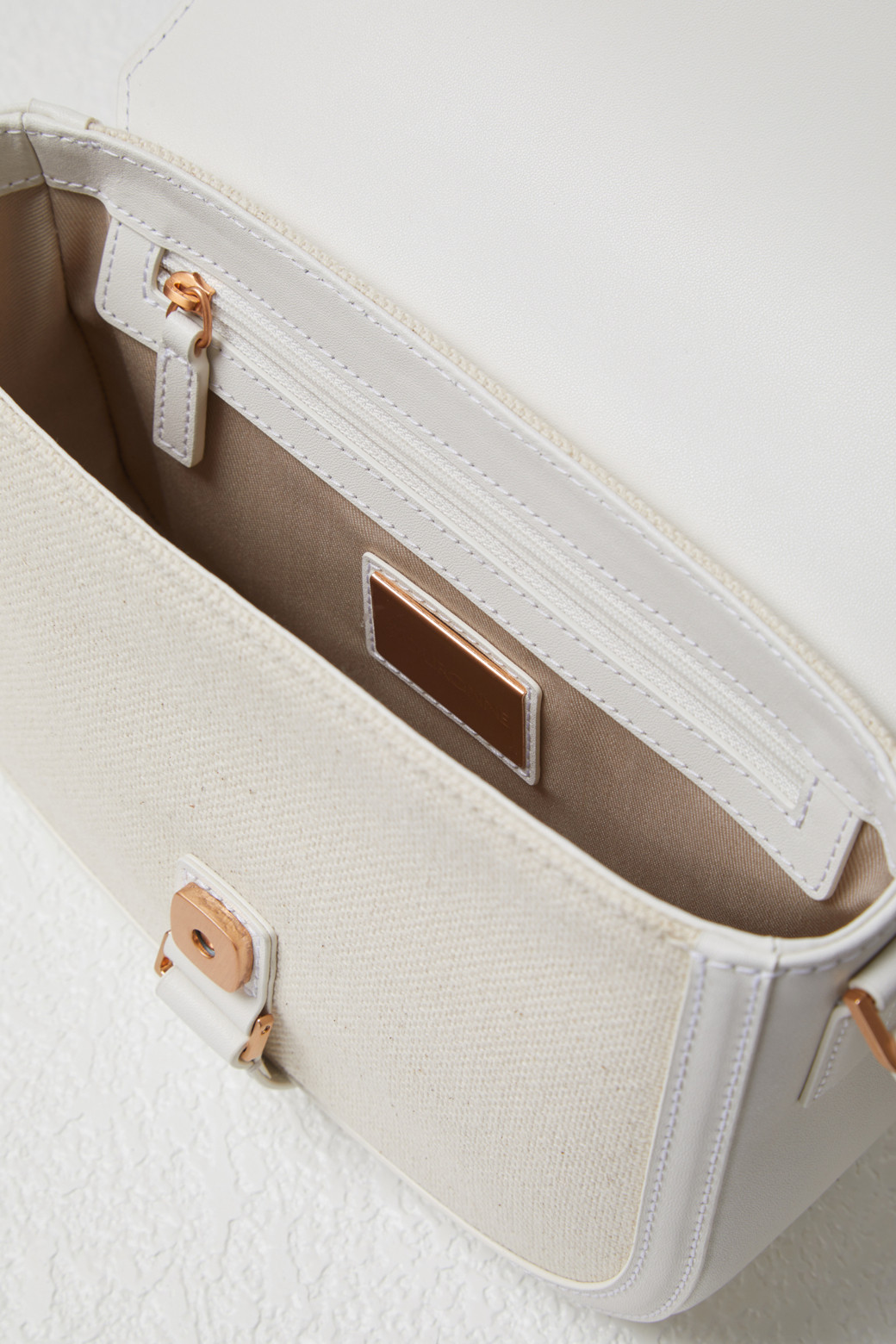 ハンドバッグ COURONNE Re She Blanc Re She Blanc Cross 22 RXBRX23113WHX 르쉬 블랑(Re She Blanc) 크로스 22_RXBRX23113WHX - 감도 깊은