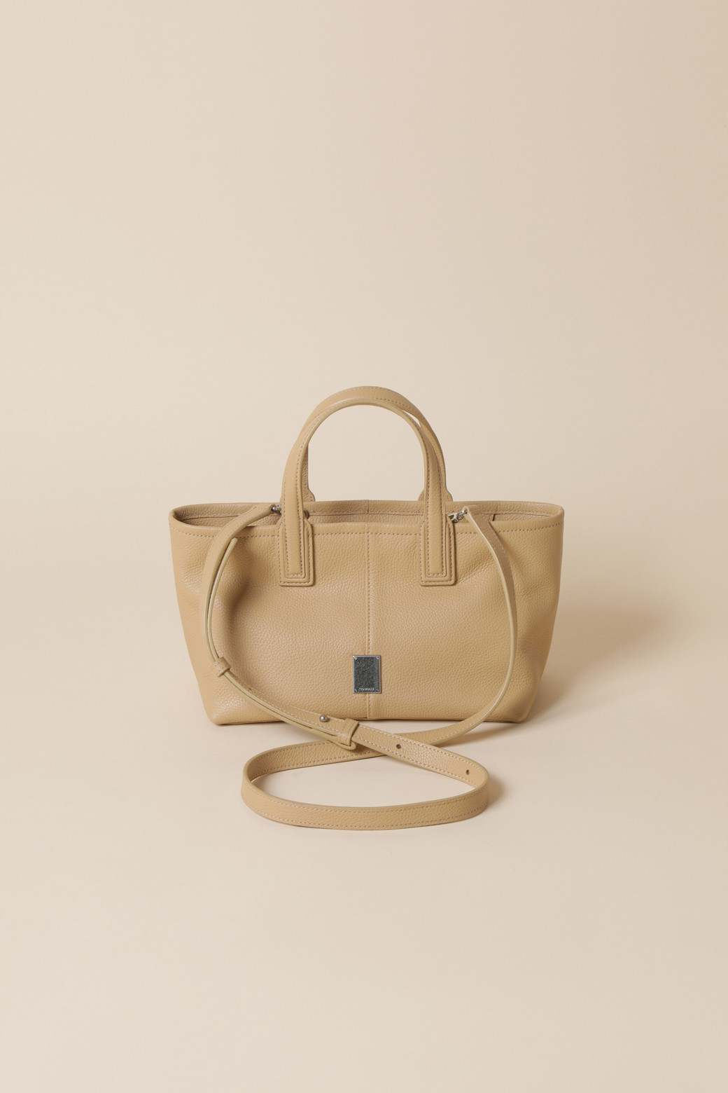 COURONNE●Mugoトートバッグ 23 Sand Beige COURONNE○Mugoトートバッグ 23 Sand Beige Designer fashion