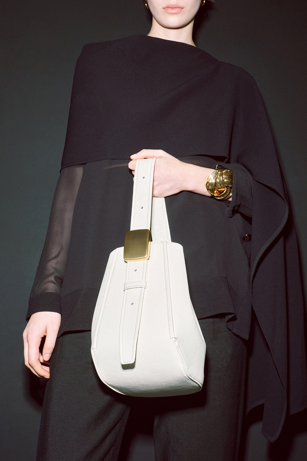 COURONNE●Facade Pond バケットスリング 17 キャンバスバッグ COURONNE ファサードポンド 環境に優しい素材 (ファサードポンド