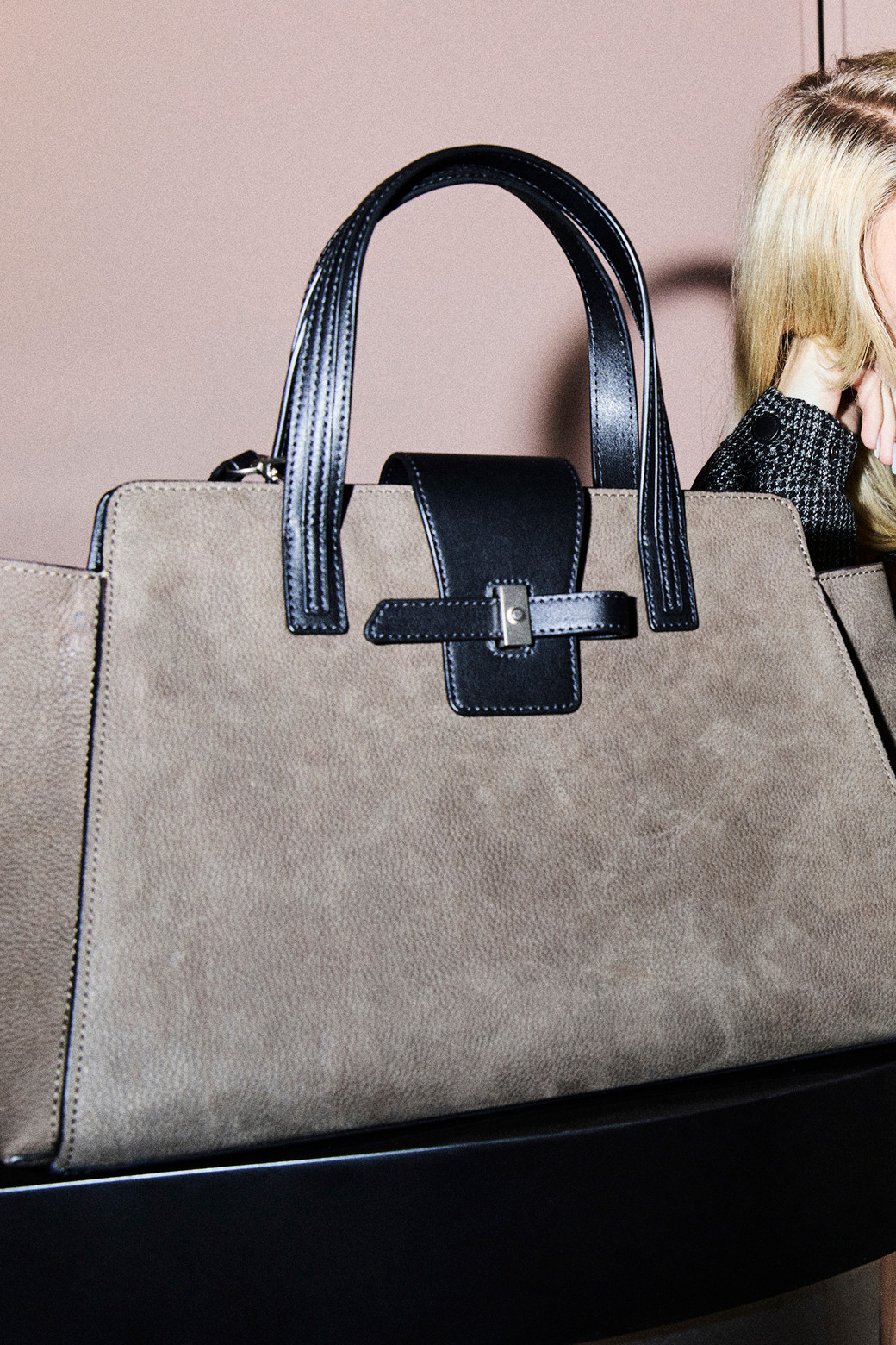 COURONNE 正規品/送料/関税込み Ines Tote 37 COURONNE 正規品/送料/関税込み Ines Tote 37 (COURONNE/トート