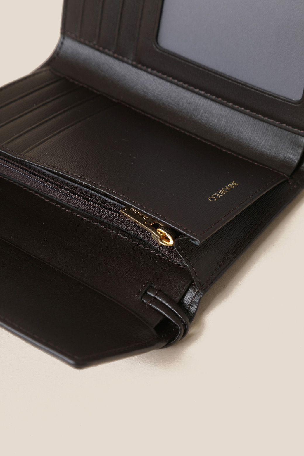 折りたたみ財布 COURONNE Fermoir Middle Wallet (Dark Brown)_RCWEX24641BRD COURONNE] Fermoir Middle Wallet
