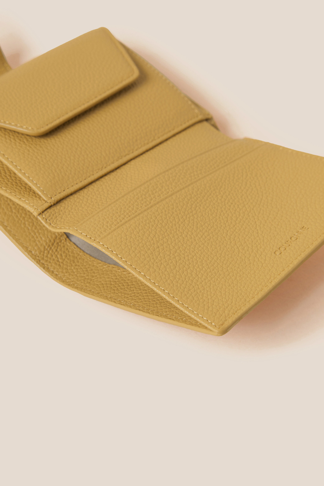 ◇COURONNE◇ Ines Half Wallet_RCWFX24642RED Designer fashion, Seoul-fully created | W Concept