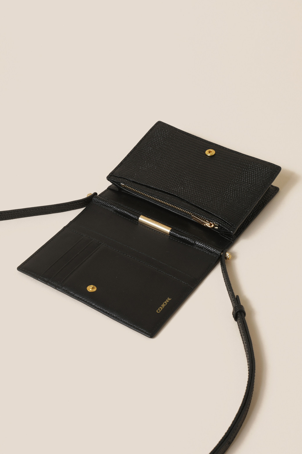 COURONNE-Mael Passport Wallet (Black)_RCWGX24643BKX│삼성