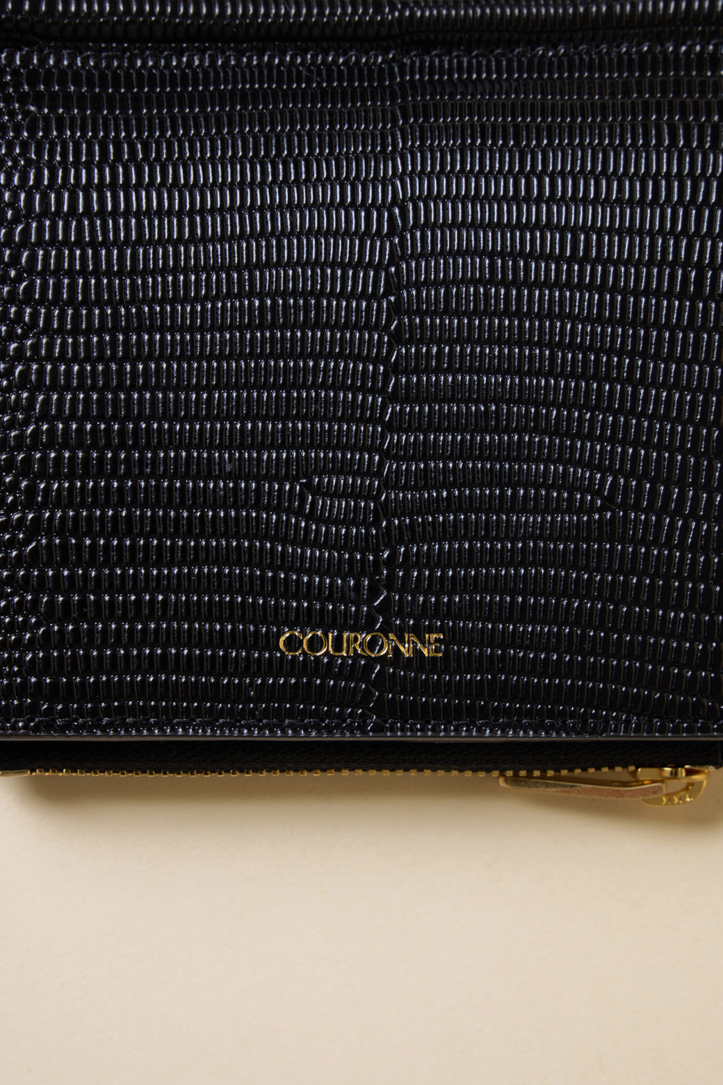 COURONNE-Mael Half Wallet (Black)_RCWFX24645BKX│삼성물산