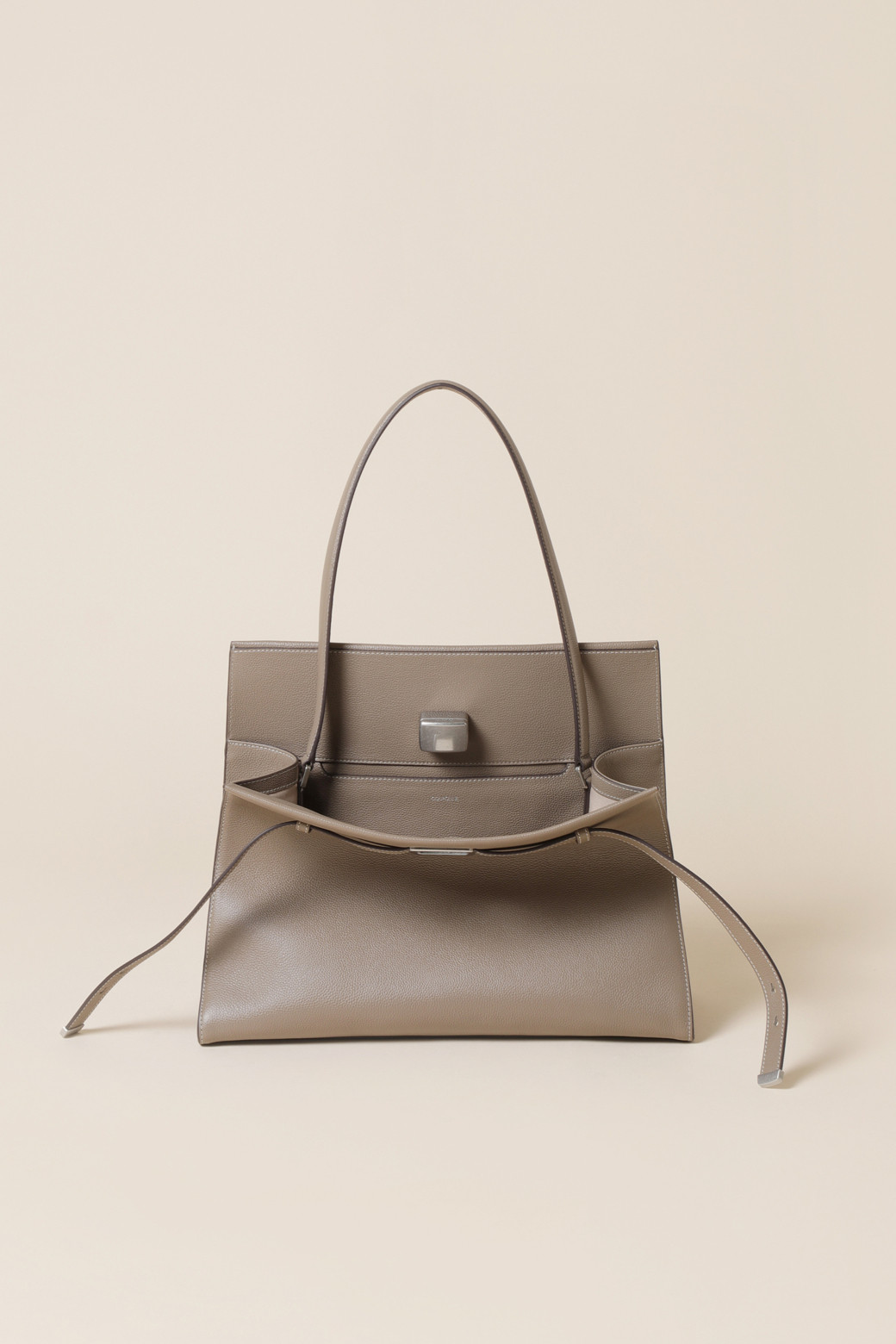[COURONNE] Facade Noa Tote 38 ★人気★ 파사드 노아(Facade Noa) 토트 38_COURONNE - 코오롱몰