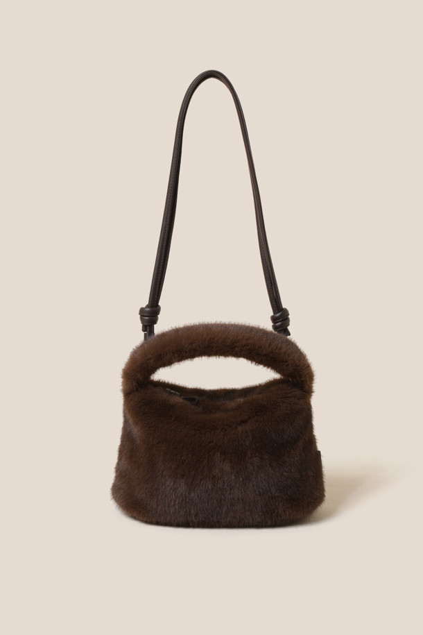 COURONNE - 토트백 - Lumie Fur Tote 25 (Dark Brown)