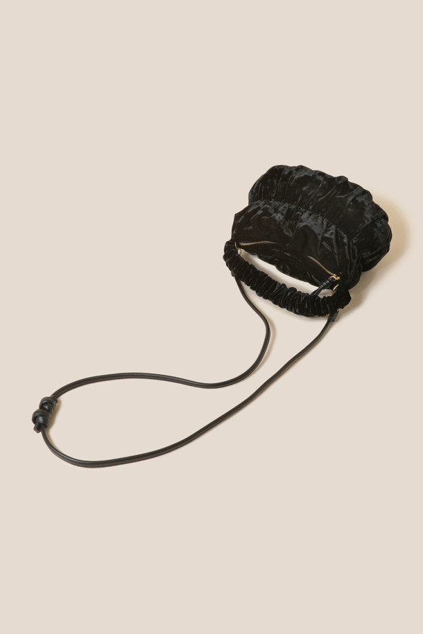 COURONNE - 토트백 - Lumie Velvet Tote 29 (Black)