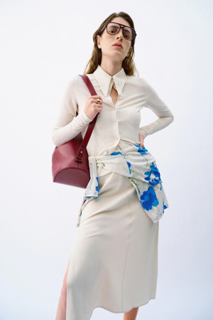 파사드 폰드(Facade Pond) 버킷 슬링 17