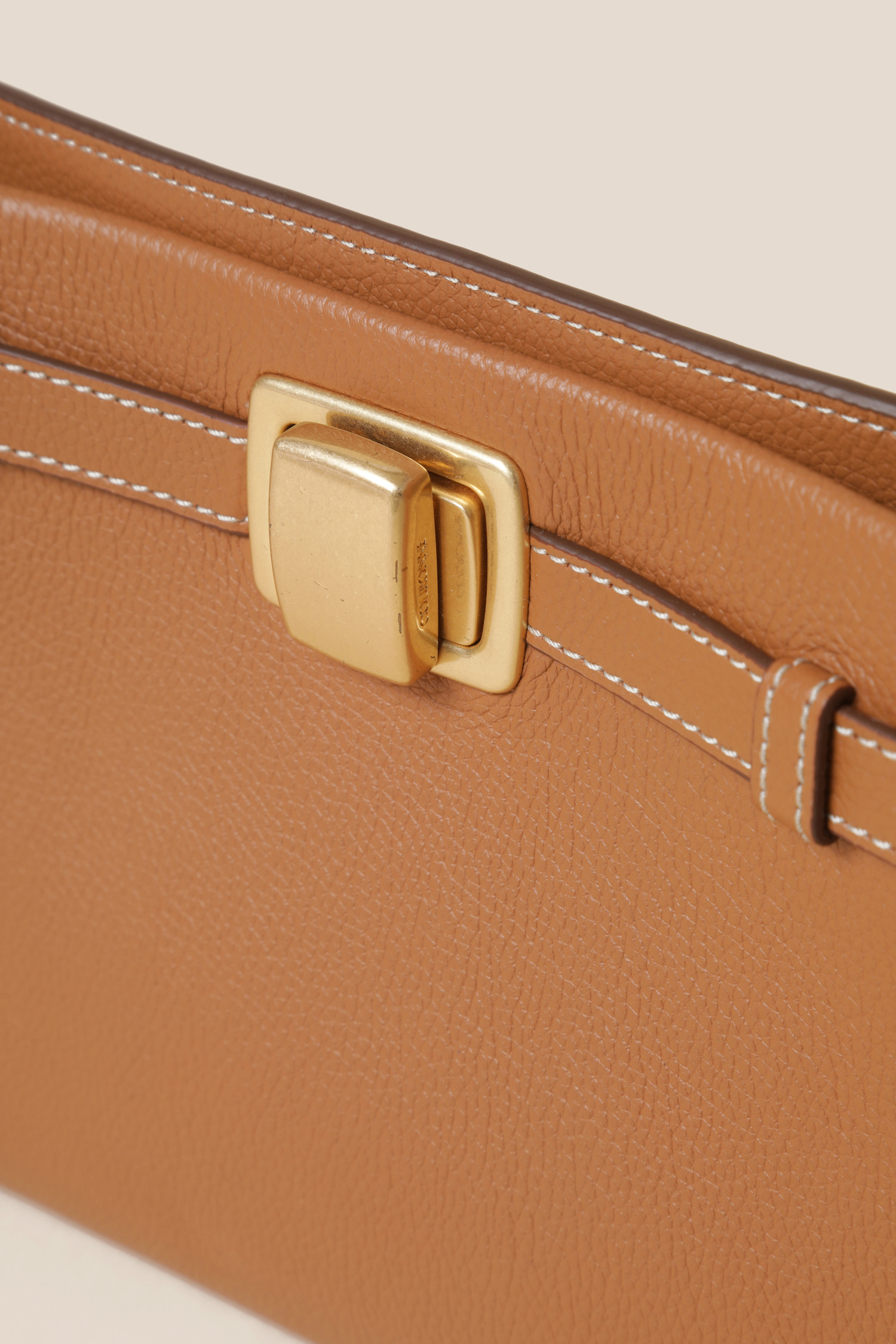 【COURONNE】 FACADE CROSS 20 ミニクロスバッグ トートバッグ 楽天市場】【正規品】 COURONNE クロスバッグ Twiggy Mini Cross