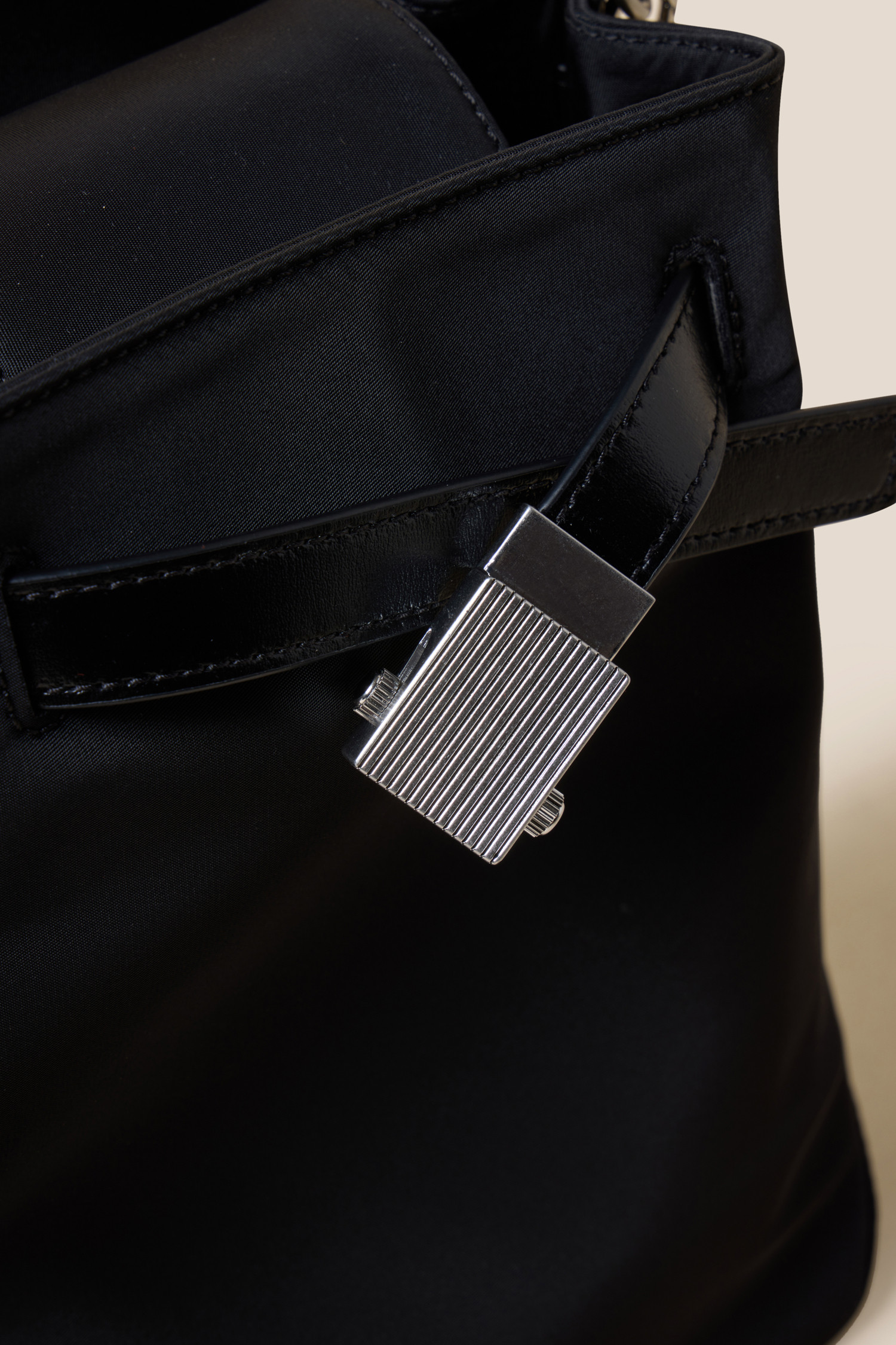 COURONNE] Nova Cross 23 Nylon