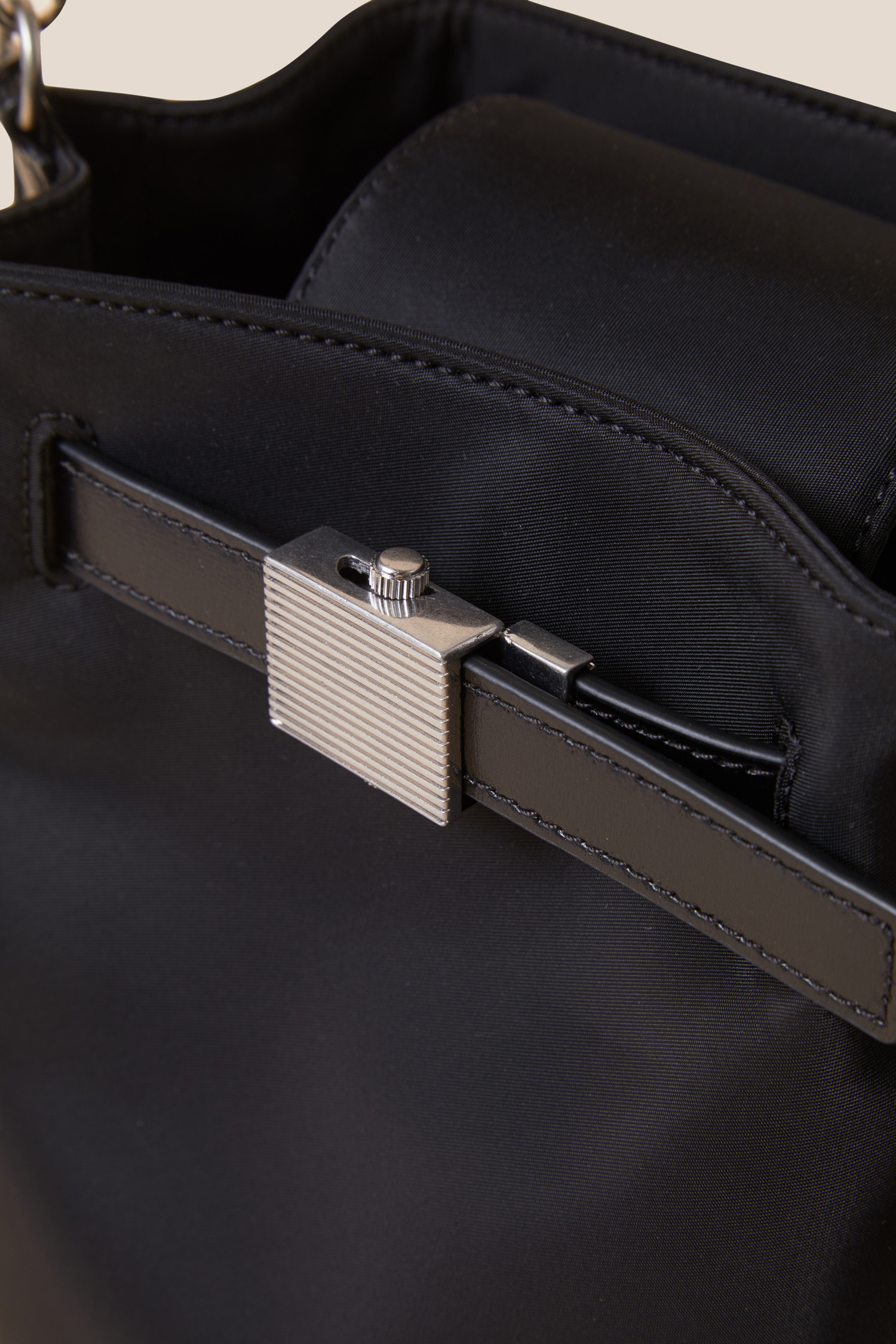 COURONNE] Nova Cross 23 Nylon