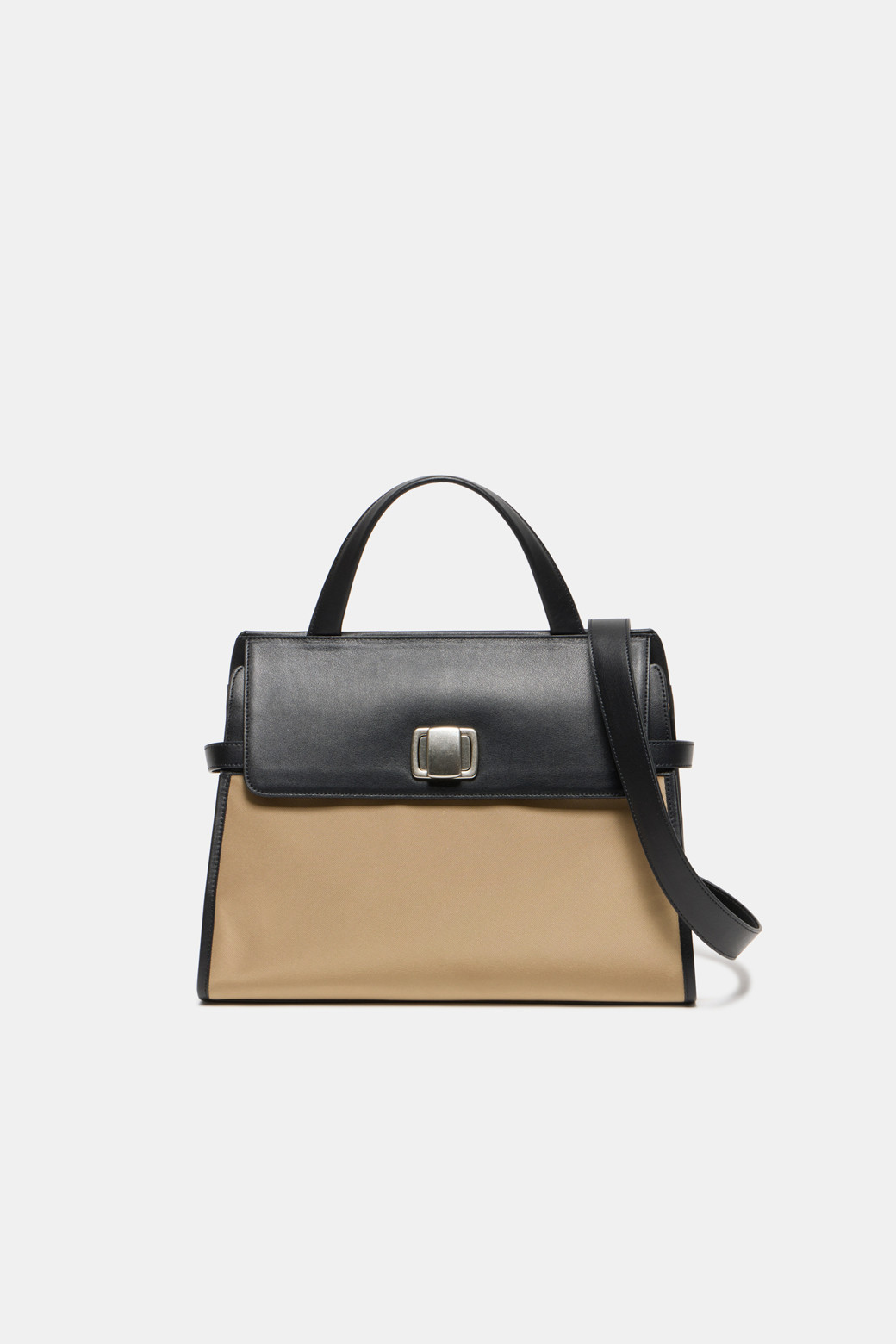 COURONNE 正規品/送料/関税込み Facade Noa Tote 36 COURONNE] Facade Noa Tote 36 Nylon