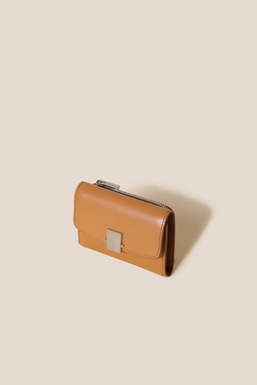 Stephanie Le Temp Mini-half Wallet_COURONNE - 코오롱몰