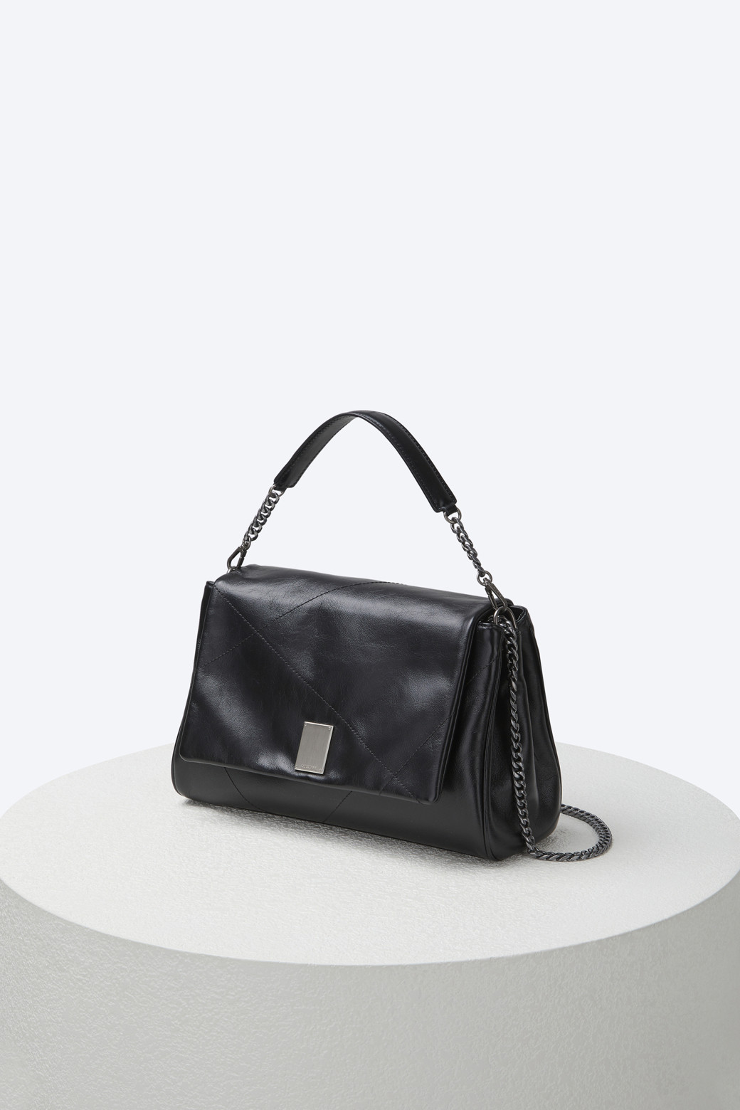 ★COURONNE★ Piloti Douce Cross 33 (Black)_RVBRX24641BKX Coach Mini Rowan Crossbody Black Leather Bag Leopard Strap