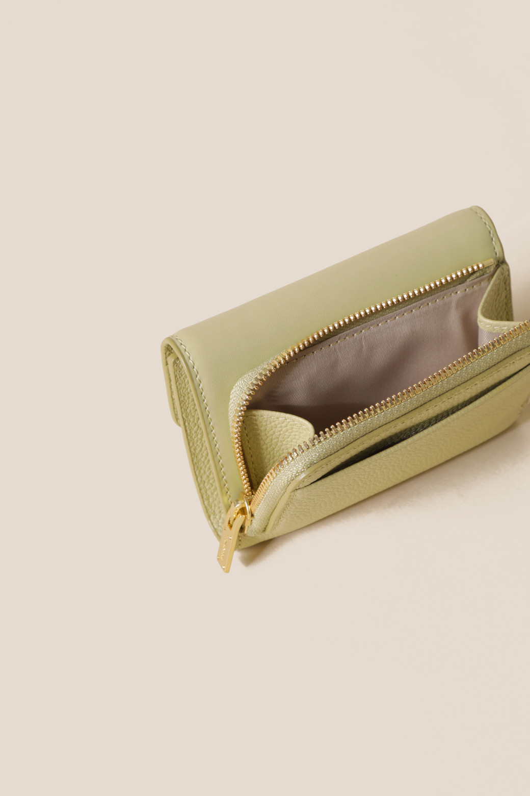 ★COURONNE★ Stephanie Le Temp Minihalf Wallet_RCWFX25111GRL Stephanie Le Temp Mini-half Wallet_COURONNE - 코오롱몰