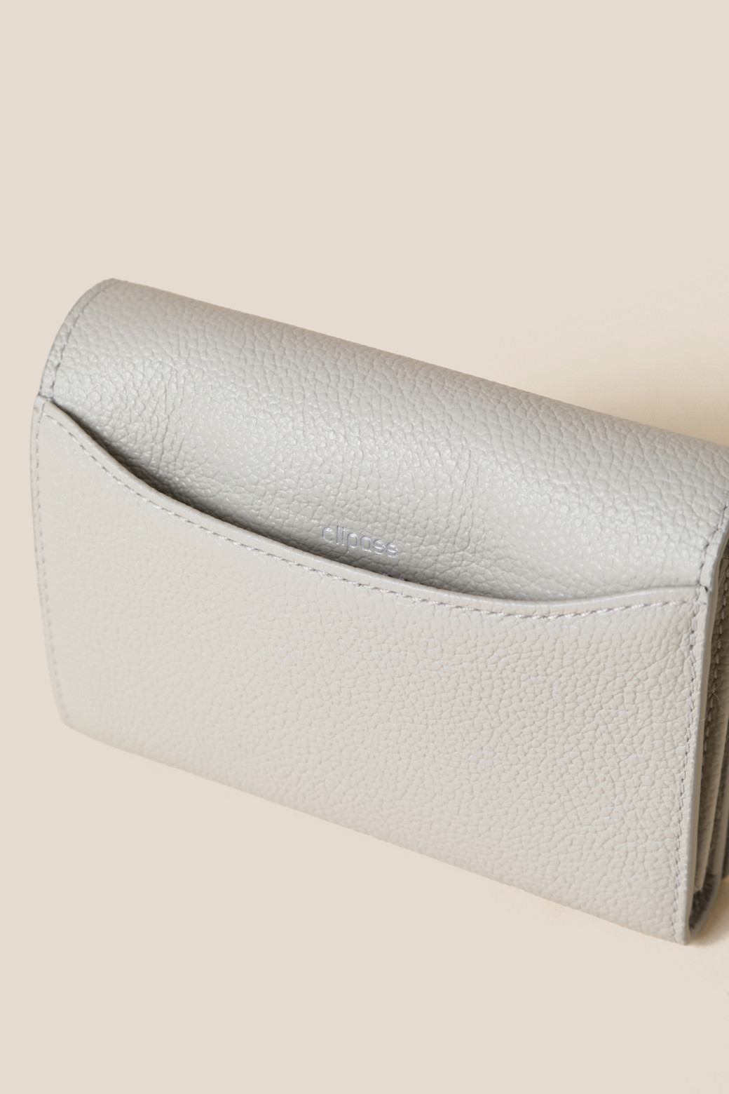 COURONNE-Facade Noa Half Wallet C_RCWFX25143GYL│삼성물산