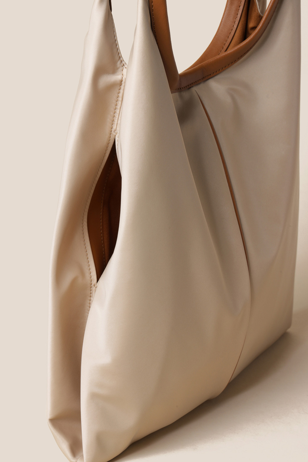 Seine Shoulder 36 Nylon_RCBSX25172BEX - 감도 깊은 취향