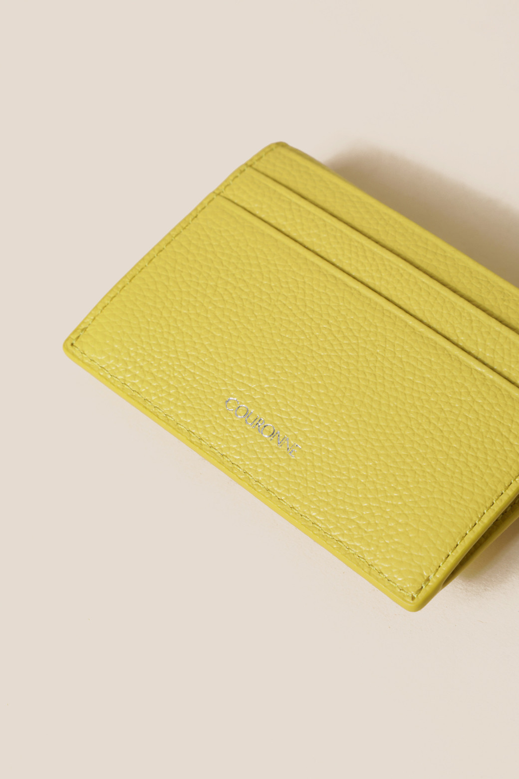 [COURONNE] Flanner Mini-half Wallet SAND / 韓国発 COURONNE] Flanner Mini-half Wallet SAND / 韓国発
