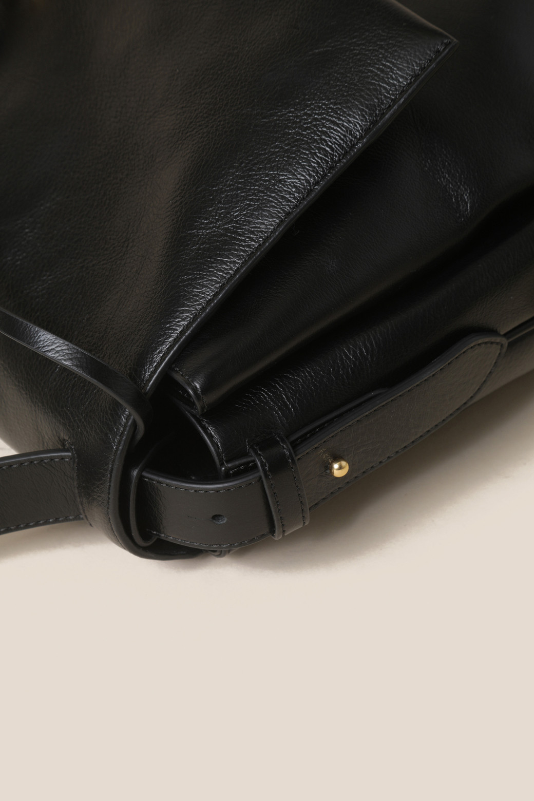 Fermoir Shoulder 42 _RCBSX25114BKX - 감도 깊은 취향 셀렉트샵