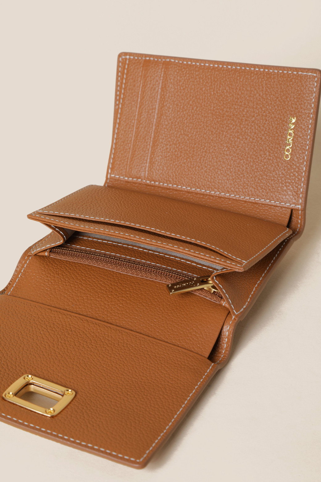 [COURONNE] Facade Noa Half Wallet C CAMEL / 韓国発 COURONNE] Facade Noa Half Wallet C CAMEL / 韓国発