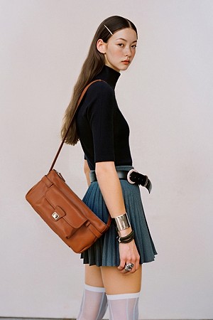 Noa Pocket Cross 31