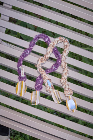 Moi Comb Mirror Charm