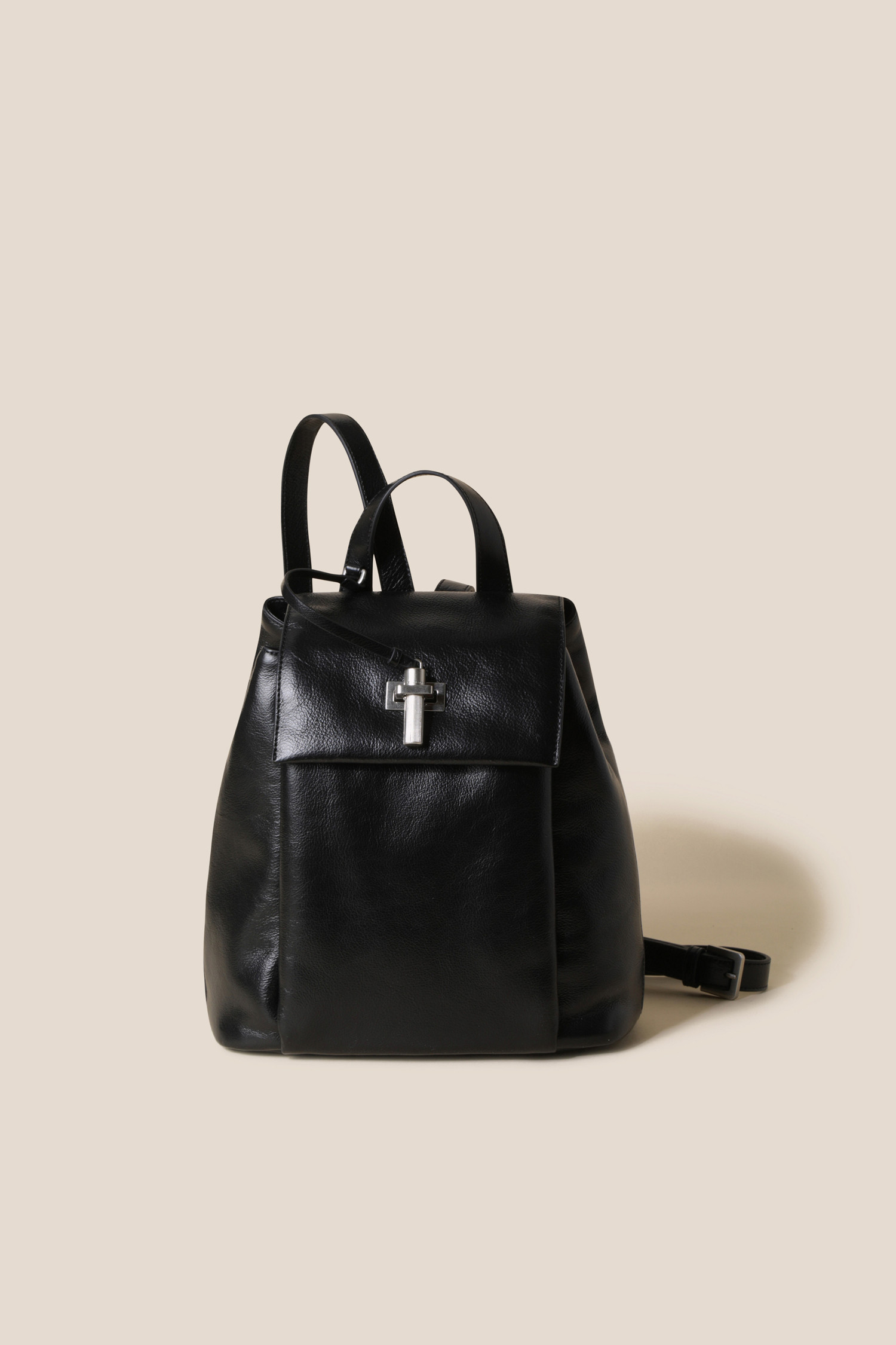 [COURONNE] Fermoir Backpack 24 ★人気★ Fermoir Backpack 24_COURONNE - 코오롱몰