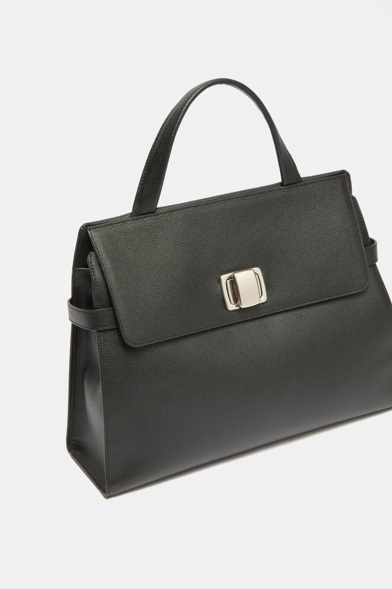 Facade Noa Tote 36_COURONNE - 코오롱몰