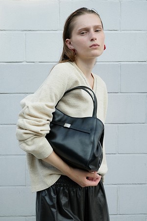 Elo Tote 27 (엘로)