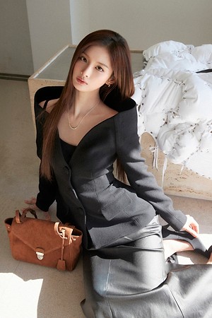 Noir Shoulder 26 (누아르)
