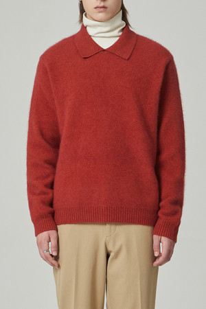 [black label] hairy fox collar neck sweater