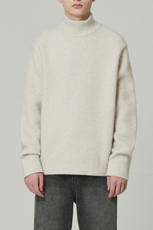 [black label] hairy fox turtle-neck knit