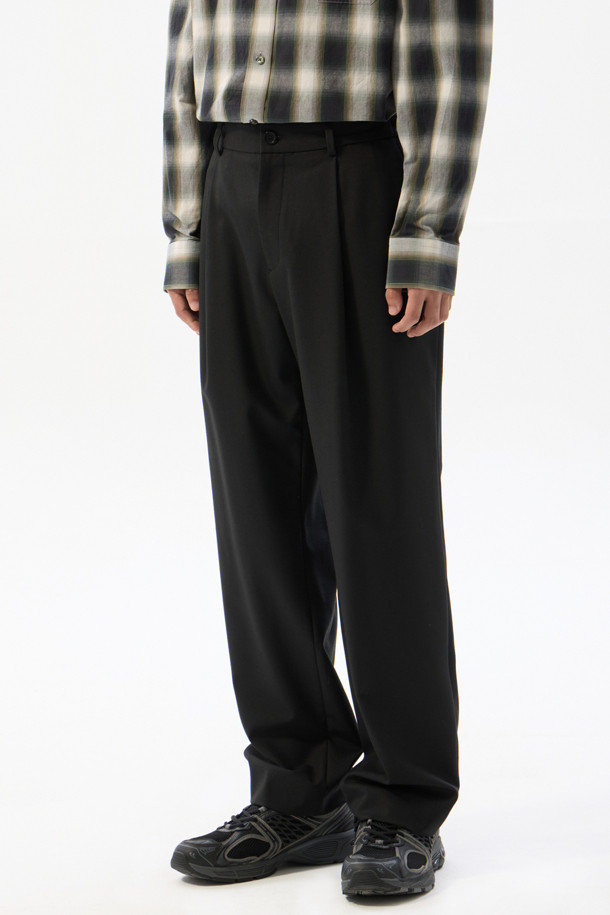 CUSTOMELLOW - 캐주얼팬츠 - Black Regular Fit Wool Setup Pants